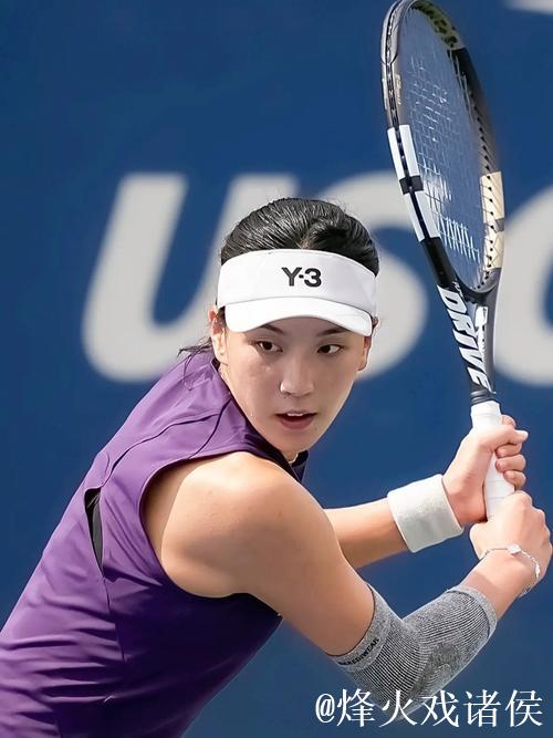 王欣瑜2-1反超麦克纳莉 迎来新赛季首胜