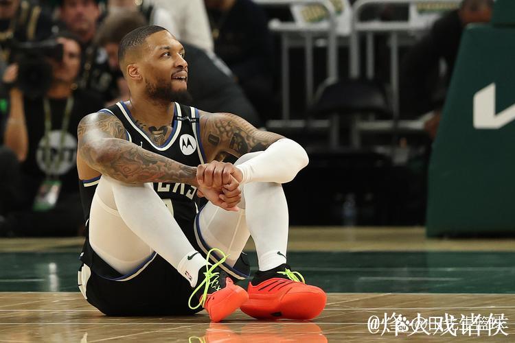 太阳惨遭步行者4连败 利拉德状态低迷雄鹿输给开拓者 太阳惨遭步行者4连败 利拉德状态低迷雄鹿输给开拓者